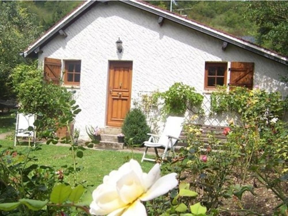 Aux Marguerites Sainte-Genevieve-les-Gasny Exterior foto